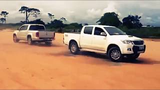 Aussie 4X4 Pro  Amarok vs Hilux  Tug of War [upl. by Yelssew]