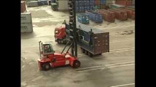 Kalmar DCF100 empty container handler [upl. by Eeltrebor]