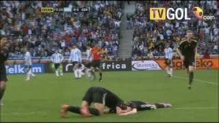 Germany vs Argentina 3rd July 2010 40 Highlights english commentator [upl. by Brozak]