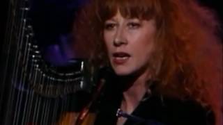 Loreena McKennitt  The Lady Of Shalott Live from the Juno Awards [upl. by Yllop]