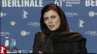 Leila Hatami speaking German  Conference Press  Berlin Film Festival 2011 [upl. by Rosane]