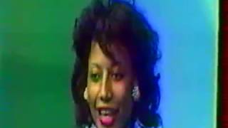 Bozi Boziana amp lAnti Choc  Evelyne Clip 1989 [upl. by Otti647]