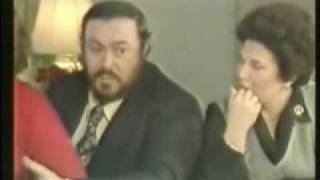 Messa di voce Horne Pavarotti Sutherland Bonynge [upl. by Enyallij654]